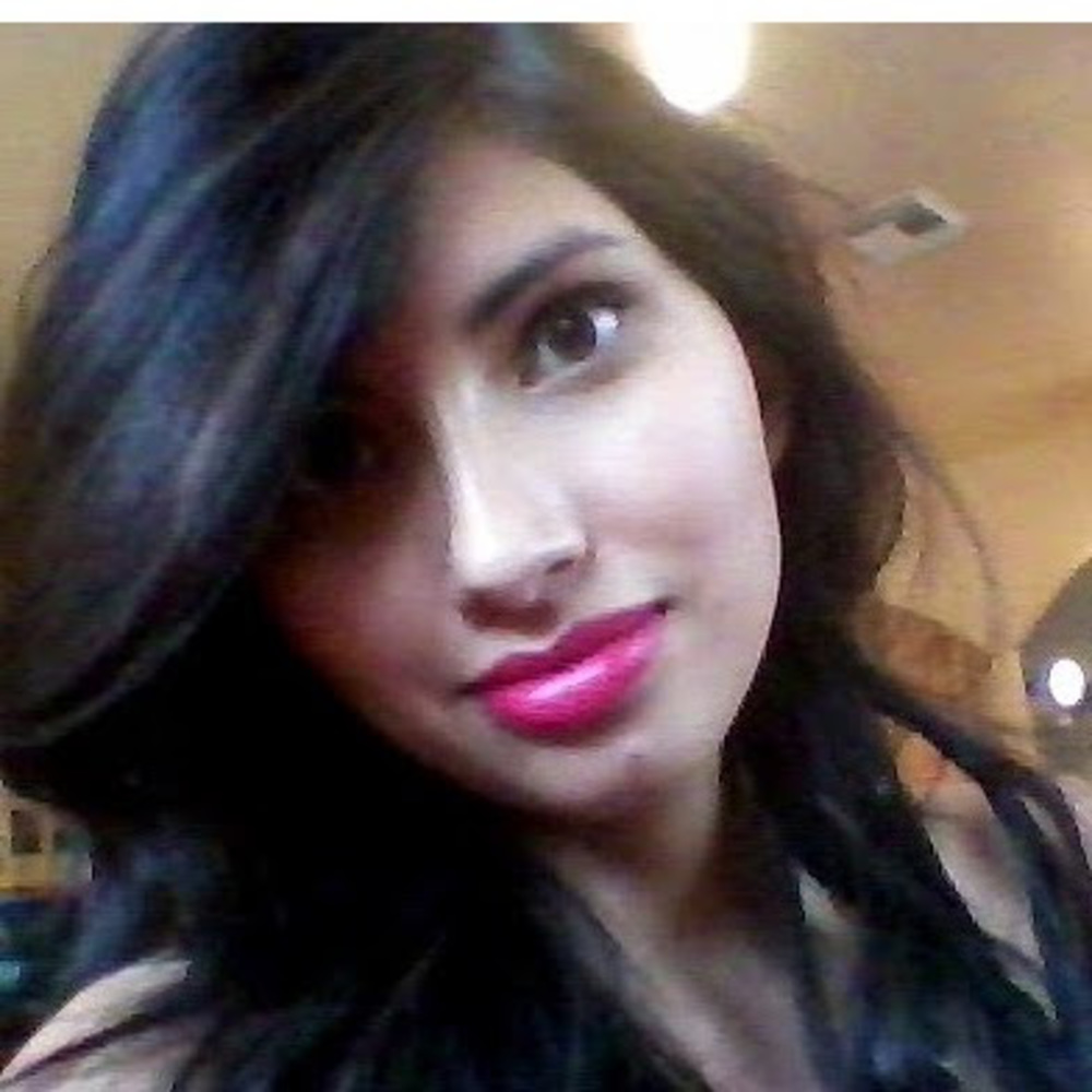 Meet your Posher, Samina